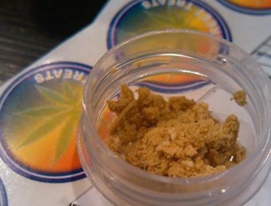 Discreet Treats Earwax